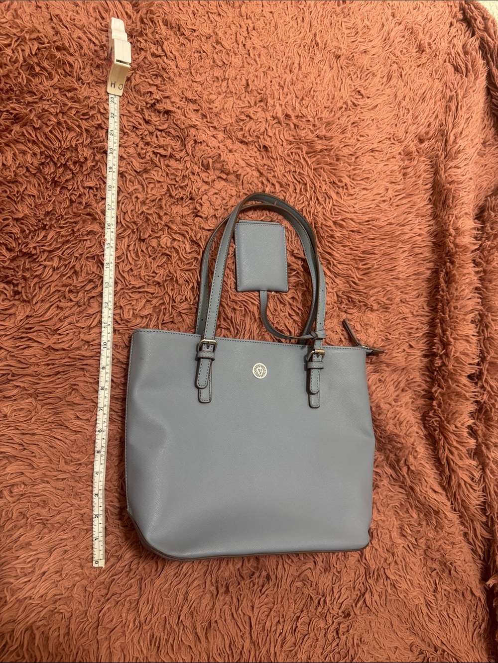 Beautiful 😍 Anne Klein Blue Gray Tote with silver Logo Bonus ID holder 💝